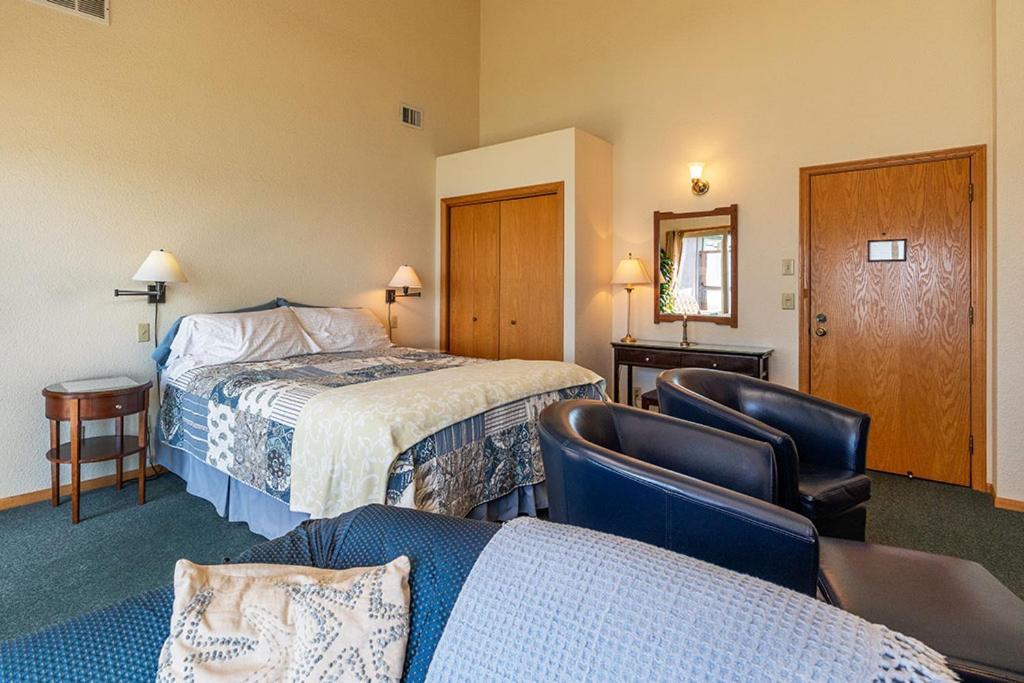 ترينيداد Turtle Rocks Oceanfront Inn المظهر الخارجي الصورة