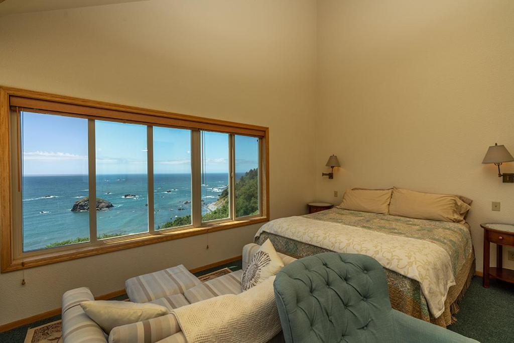 ترينيداد Turtle Rocks Oceanfront Inn المظهر الخارجي الصورة