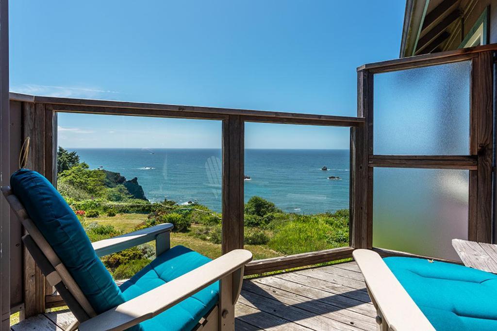 ترينيداد Turtle Rocks Oceanfront Inn المظهر الخارجي الصورة