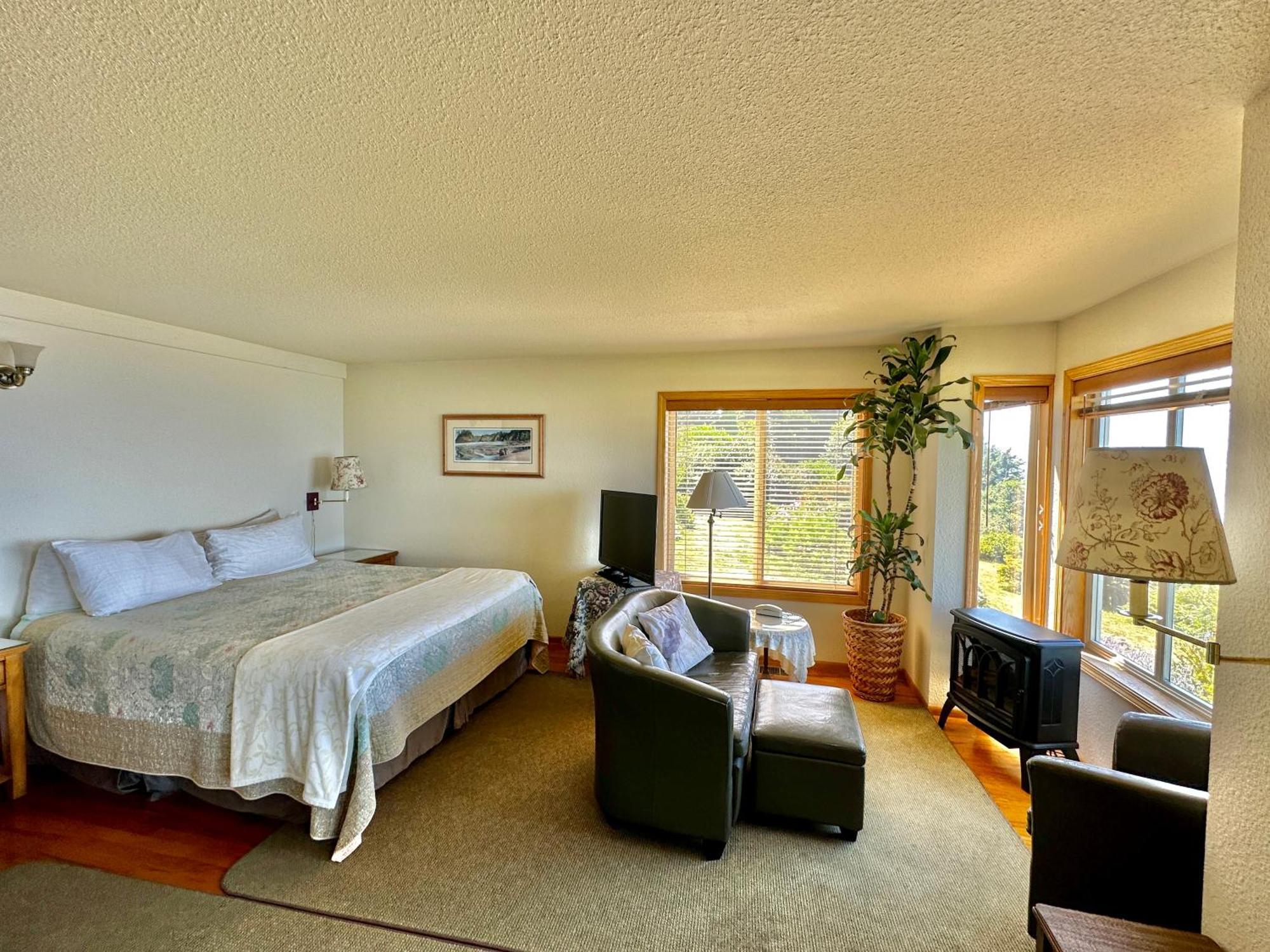 ترينيداد Turtle Rocks Oceanfront Inn المظهر الخارجي الصورة