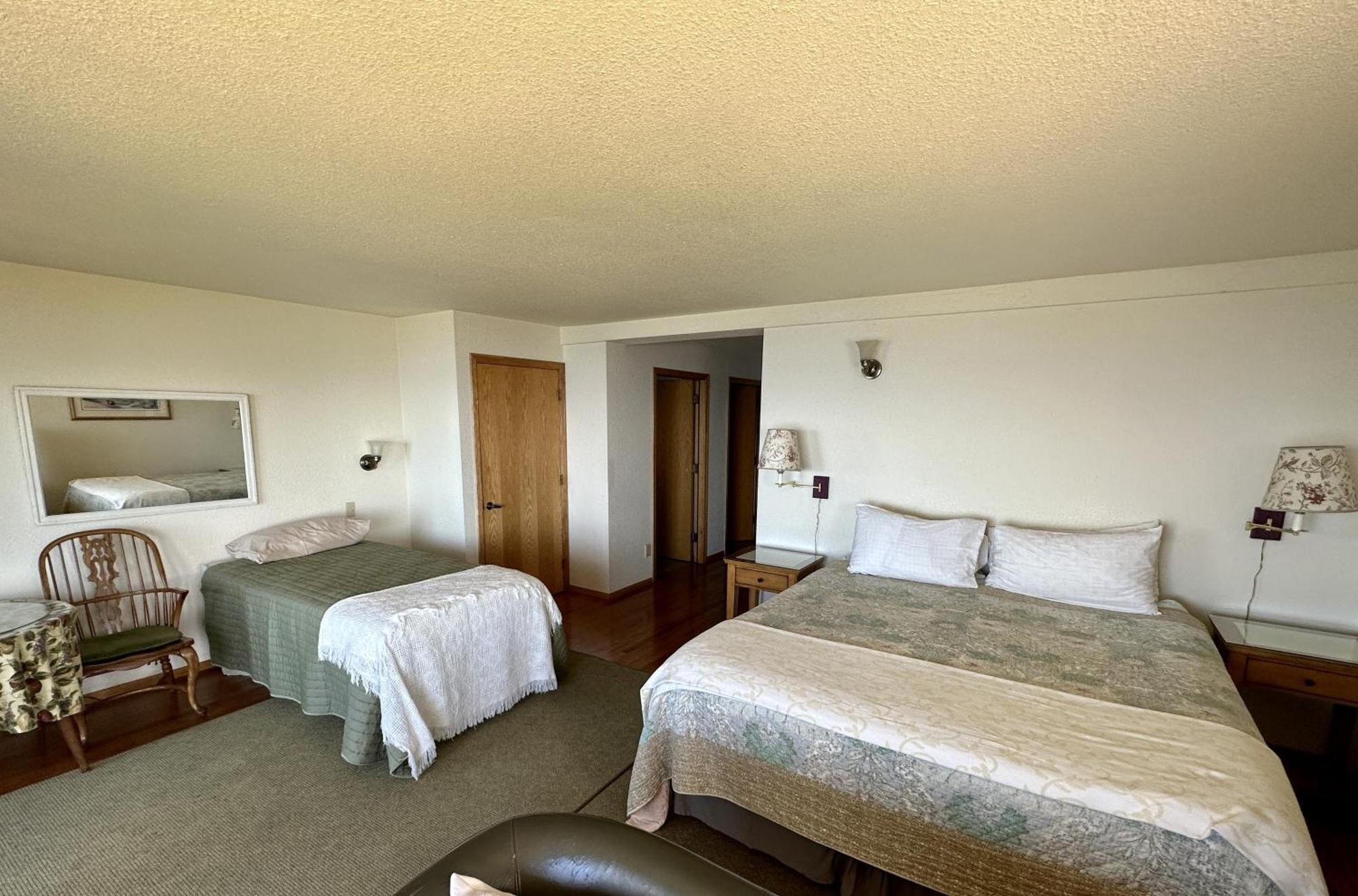 ترينيداد Turtle Rocks Oceanfront Inn المظهر الخارجي الصورة