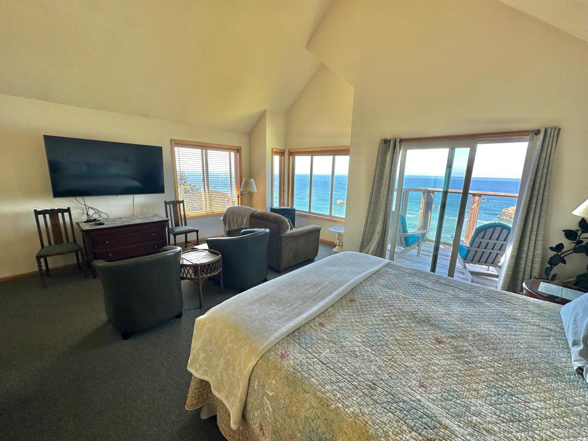 ترينيداد Turtle Rocks Oceanfront Inn المظهر الخارجي الصورة